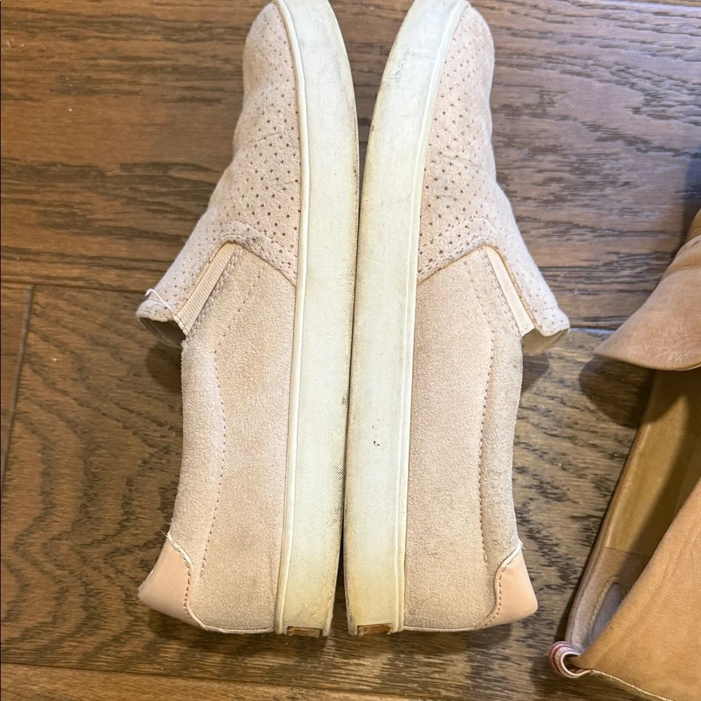 Dr. Schools Women’s Loafer flats - Light Pink and Tan size 7.5 set of 2